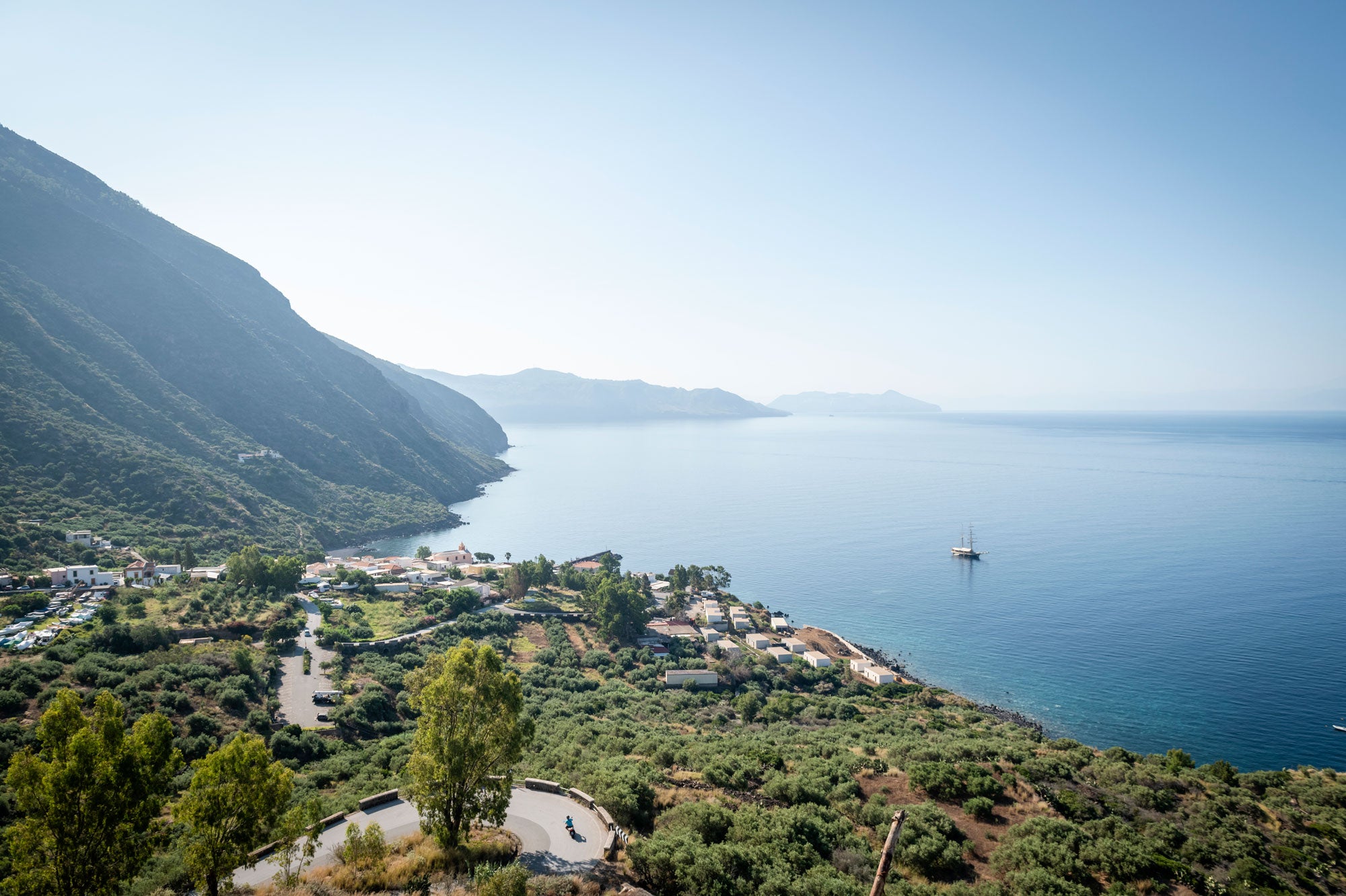 Italienische Kaperninsel Salina von Di Bennardo