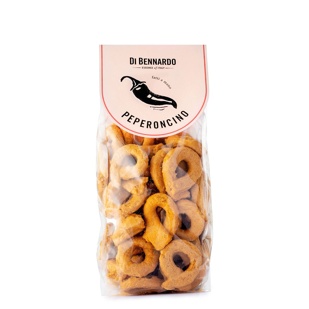 Italienische Taralli mit Peperoncino Chili fatti a mano von Di Bennardo